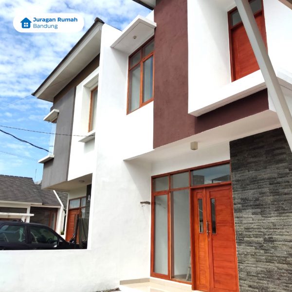 Rumah Baru di Soekarno Hatta DP 25 Juta
