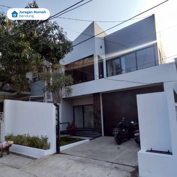 Rumah Modern & Minimalis di daerah Cisaranten⁣⁣ Kota Bandung