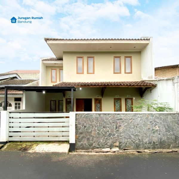 Rumah Di Daerah Riung Bandung