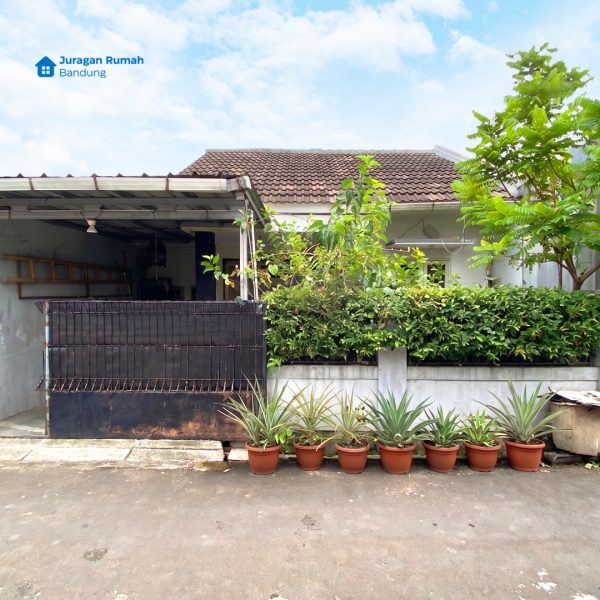 Rumah Di Daerah Riung Bandung