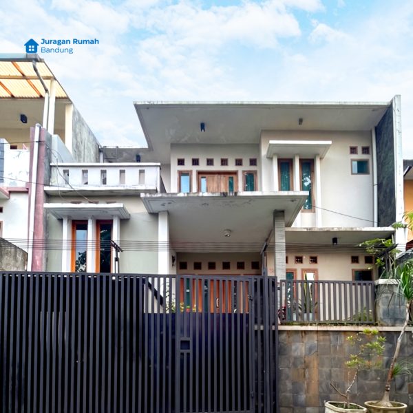 Rumah di daerah Cikutra