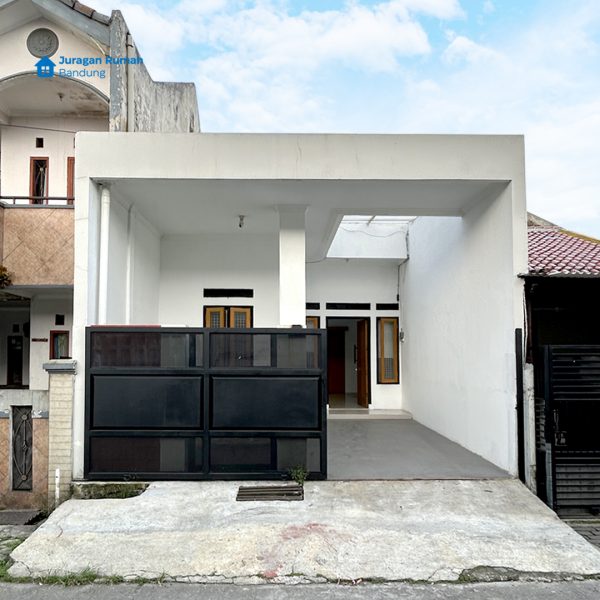 Rumah di daerah Ciwastra