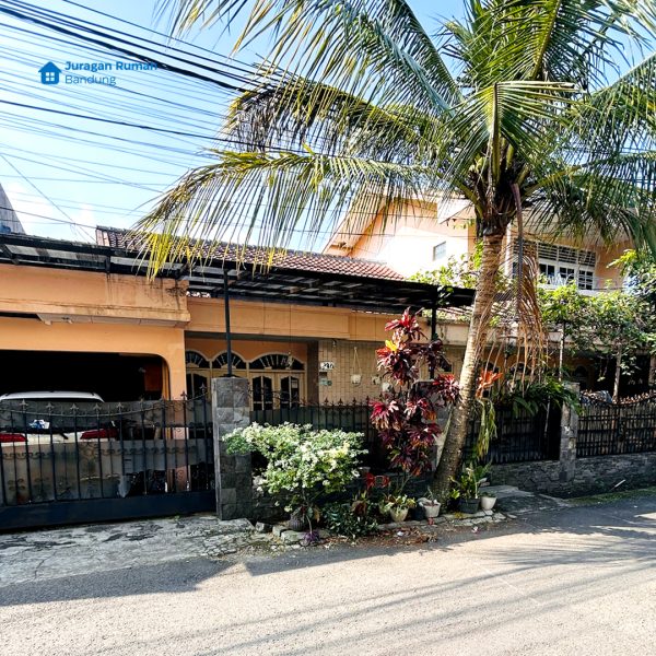 Rumah Di Daerah Margahayu Raya